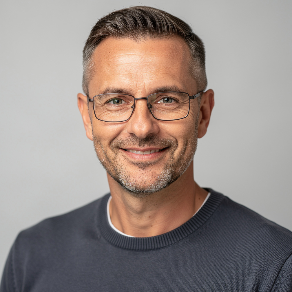 Portrait of a man with glasses